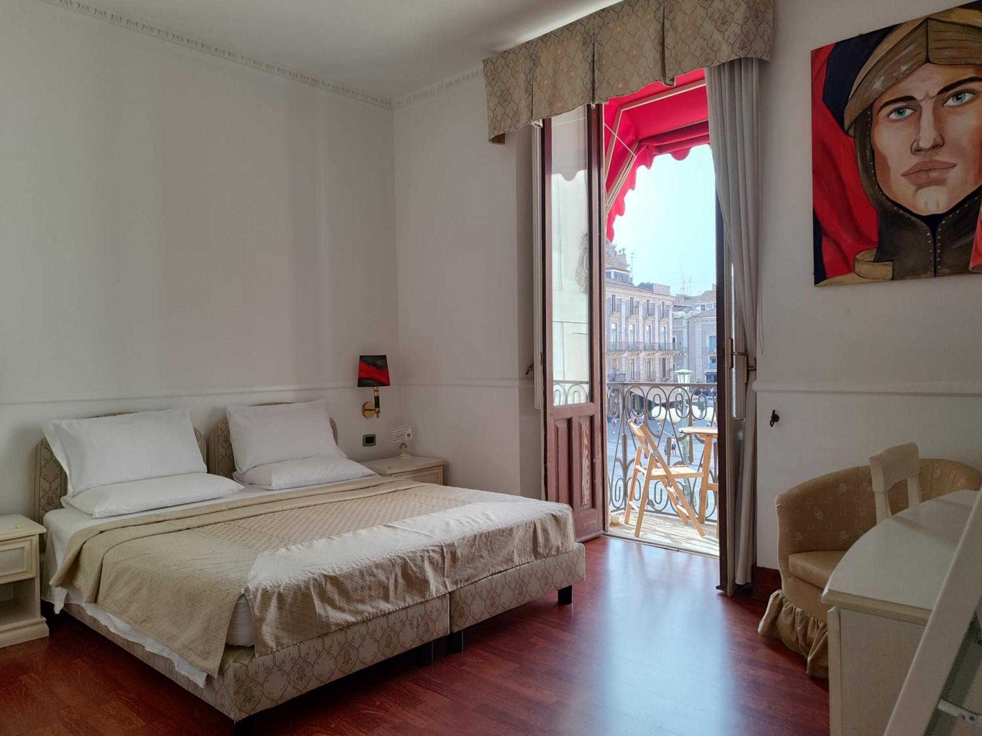 B&B Palazzo Sant'Alfano คาตาเนีย ภายนอก รูปภาพ